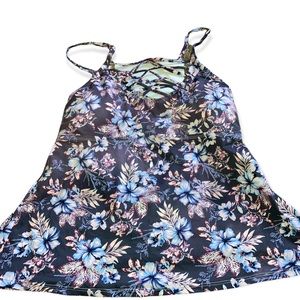 Wave zone strappy floral tankini top size 1X